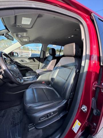 used 2020 Chevrolet Traverse car, priced at $15,599