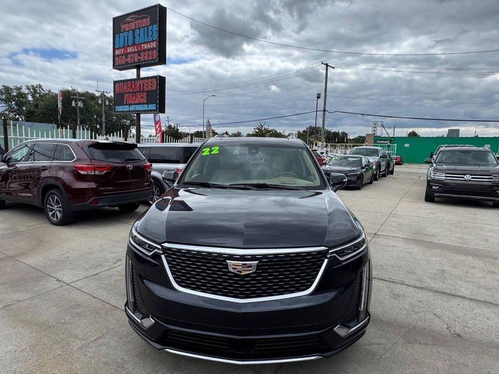 used 2022 Cadillac XT6 car, priced at $23,999