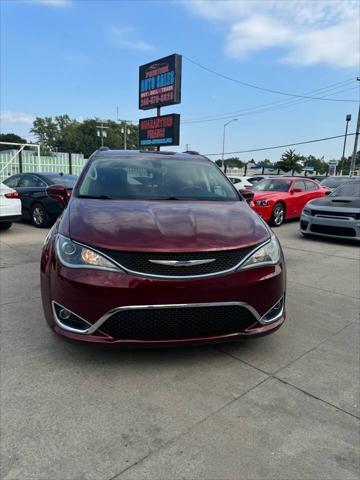 used 2017 Chrysler Pacifica car, priced at $12,999