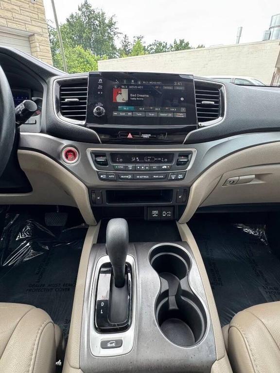 used 2020 Honda Pilot car, priced at $21,999