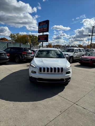 used 2014 Jeep Cherokee car, priced at $7,899