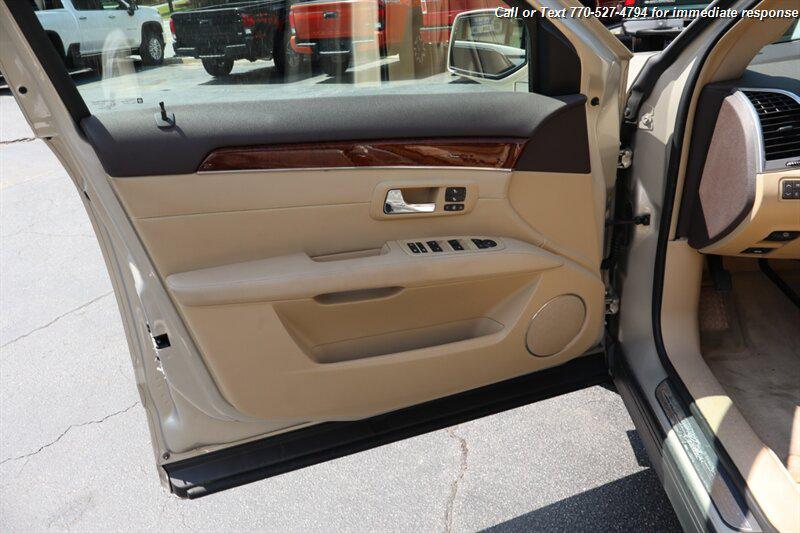 used 2007 Cadillac SRX car, priced at $9,998