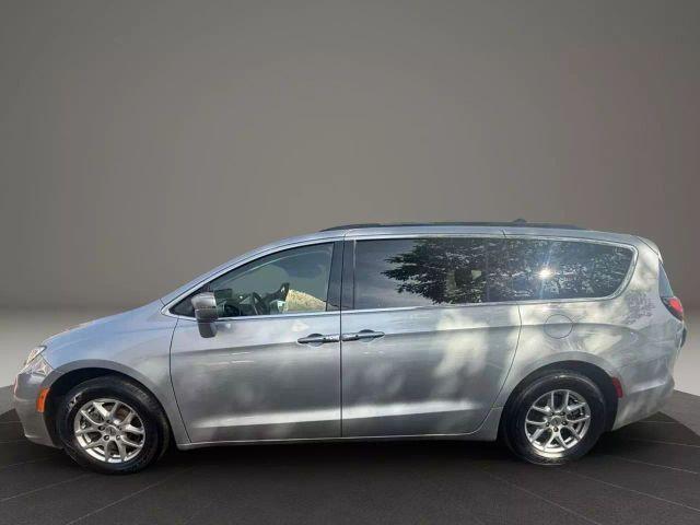 used 2021 Chrysler Pacifica car, priced at $14,799