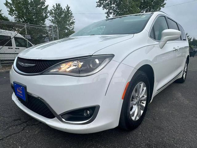 used 2017 Chrysler Pacifica car, priced at $14,499