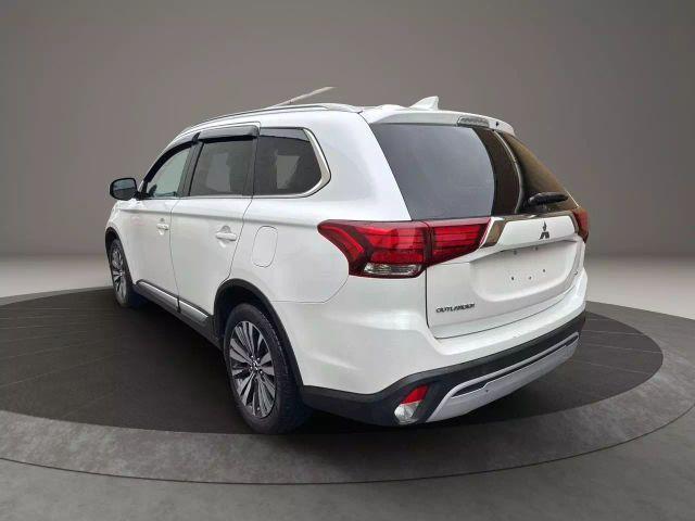 used 2020 Mitsubishi Outlander car, priced at $13,999