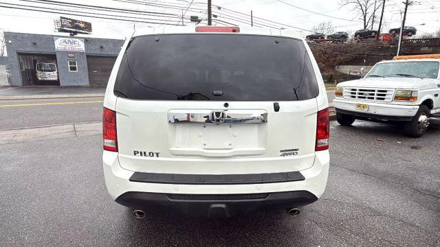 used 2015 Honda Pilot car, priced at $15,999