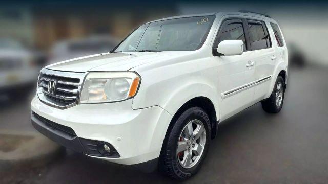 used 2015 Honda Pilot car, priced at $14,399