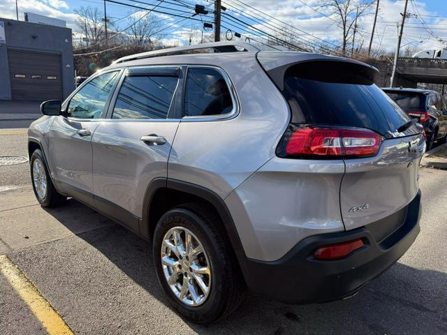 used 2018 Jeep Cherokee car, priced at $14,499