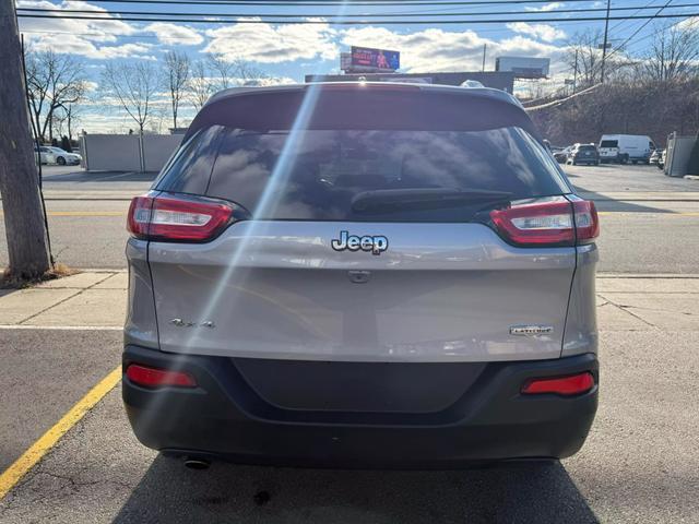 used 2018 Jeep Cherokee car, priced at $14,499