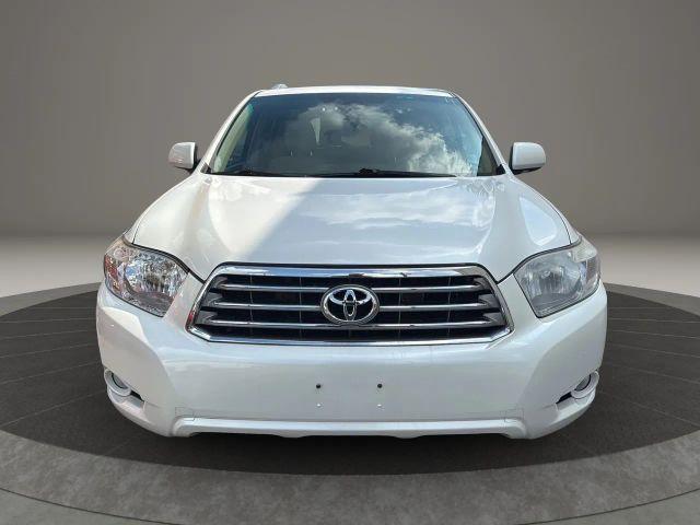 used 2010 Toyota Highlander car, priced at $9,999