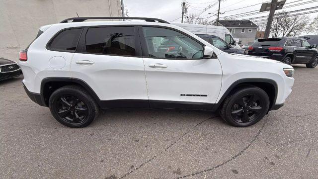 used 2019 Jeep Cherokee car, priced at $15,999
