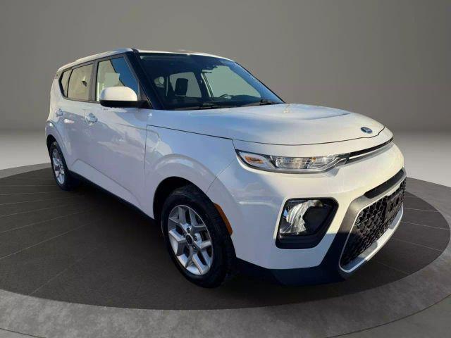 used 2021 Kia Soul car, priced at $10,499