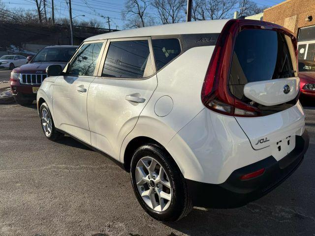 used 2021 Kia Soul car, priced at $14,999