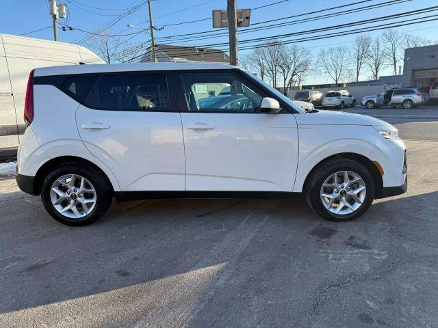 used 2021 Kia Soul car, priced at $14,999