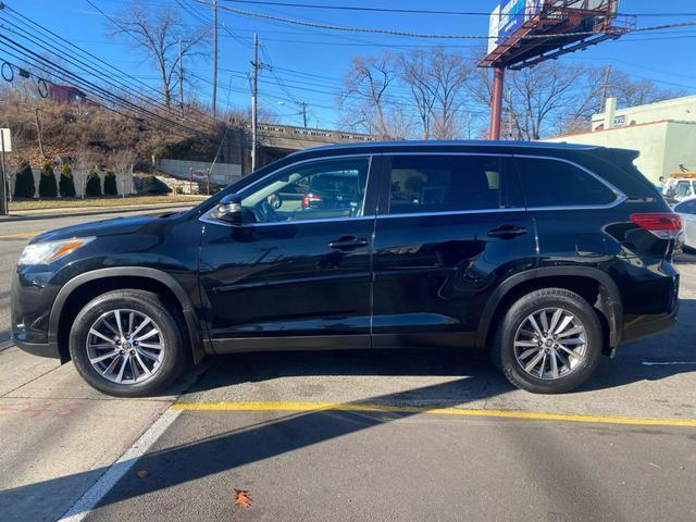 used 2019 Toyota Highlander car, priced at $21,699