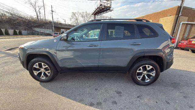 used 2014 Jeep Cherokee car, priced at $12,999