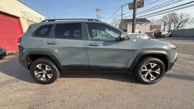 used 2014 Jeep Cherokee car, priced at $12,999