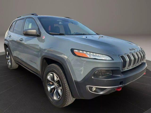 used 2014 Jeep Cherokee car, priced at $11,299