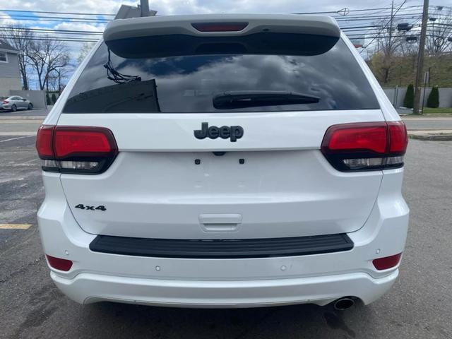 used 2019 Jeep Grand Cherokee car, priced at $15,499