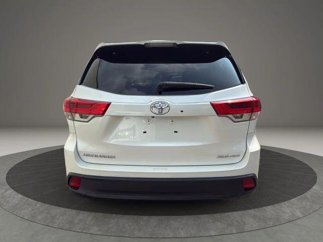 used 2017 Toyota Highlander car, priced at $18,499