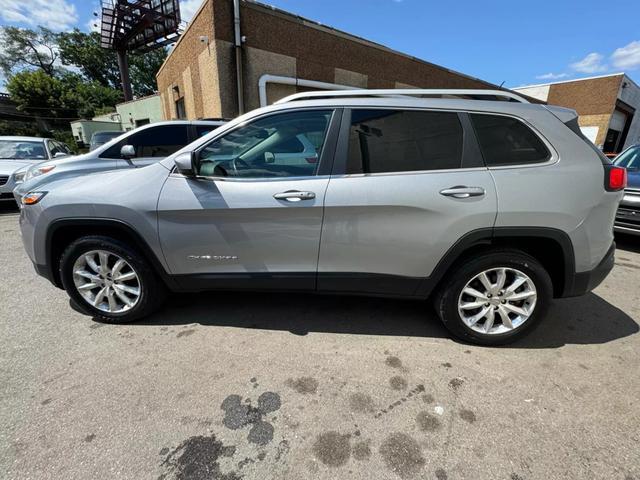 used 2015 Jeep Cherokee car, priced at $8,999