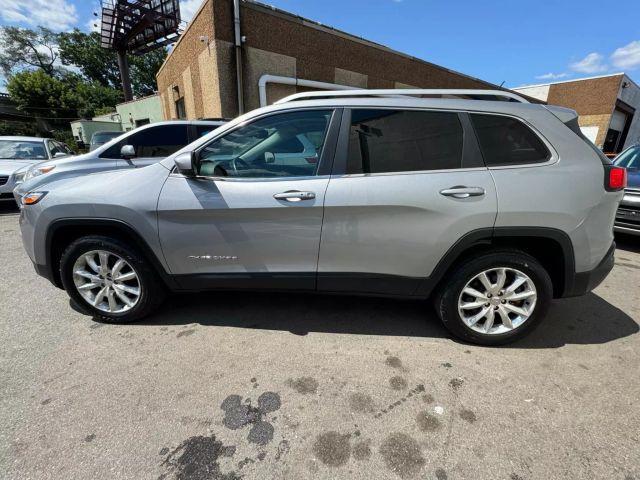 used 2015 Jeep Cherokee car, priced at $8,399