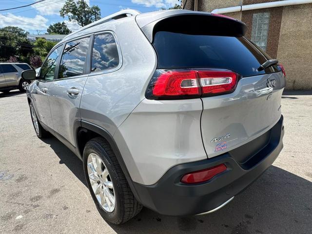 used 2015 Jeep Cherokee car, priced at $8,399