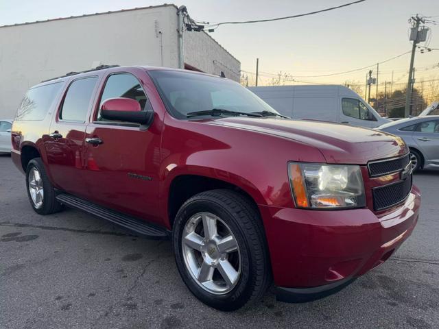 used 2013 Chevrolet Suburban car, priced at $15,999