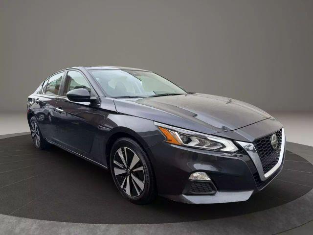 used 2022 Nissan Altima car, priced at $15,999