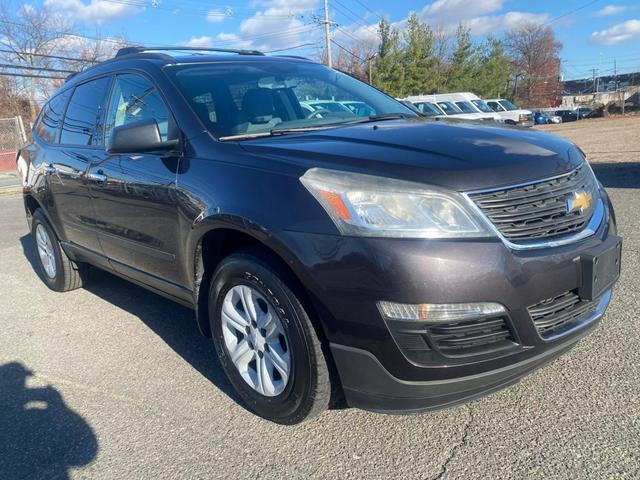 used 2015 Chevrolet Traverse car, priced at $8,799