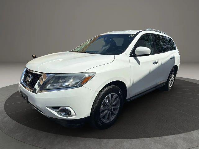used 2016 Nissan Pathfinder car, priced at $7,999