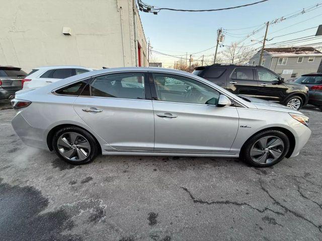 used 2016 Hyundai Sonata Hybrid car, priced at $8,999