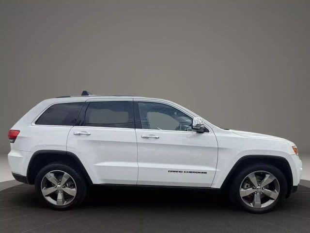 used 2015 Jeep Grand Cherokee car, priced at $13,499