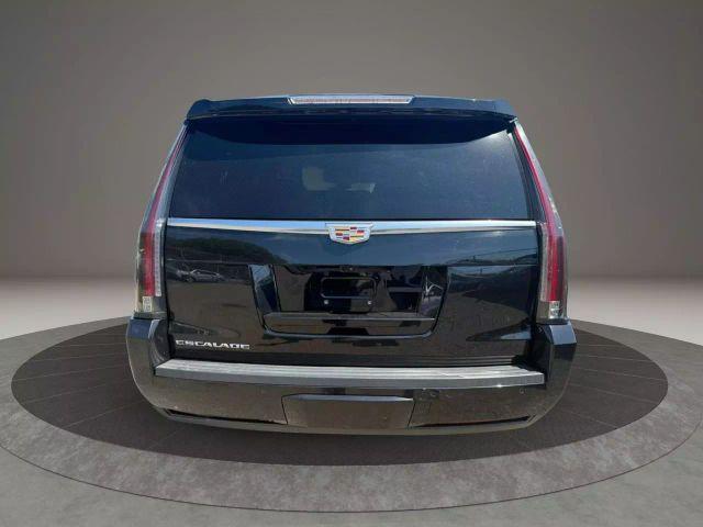 used 2019 Cadillac Escalade ESV car, priced at $24,999