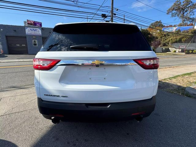 used 2020 Chevrolet Traverse car, priced at $12,999