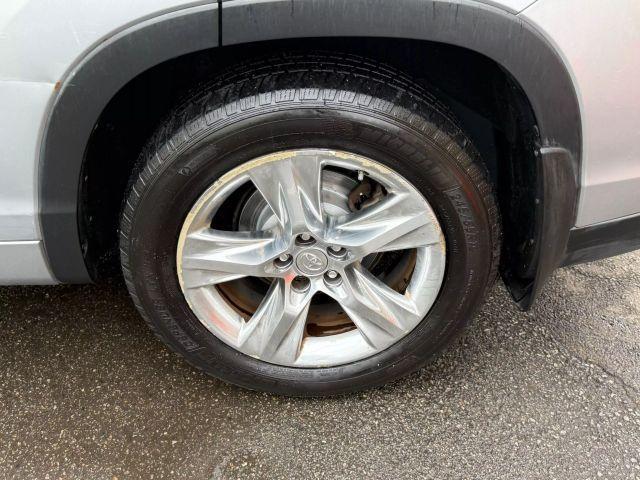 used 2014 Toyota Highlander car