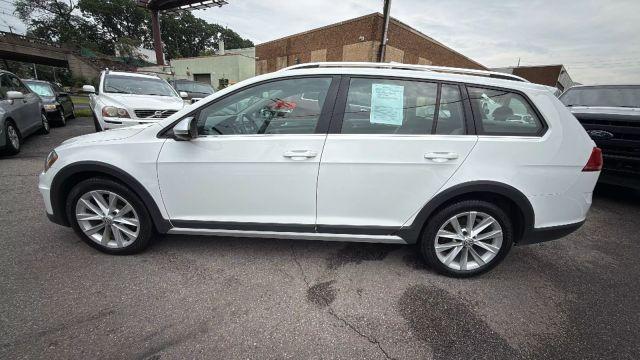 used 2017 Volkswagen Golf Alltrack car, priced at $6,999