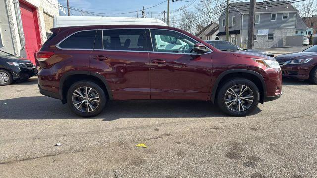 used 2018 Toyota Highlander car, priced at $19,999