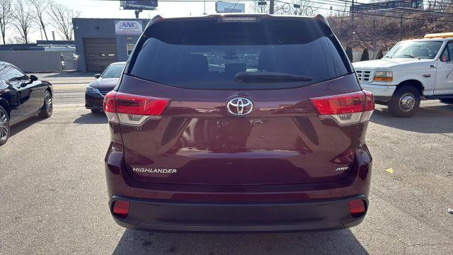 used 2018 Toyota Highlander car, priced at $19,999