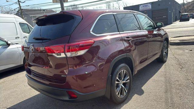 used 2018 Toyota Highlander car, priced at $19,999