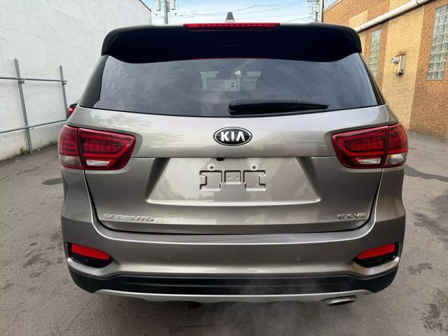 used 2019 Kia Sorento car, priced at $15,999