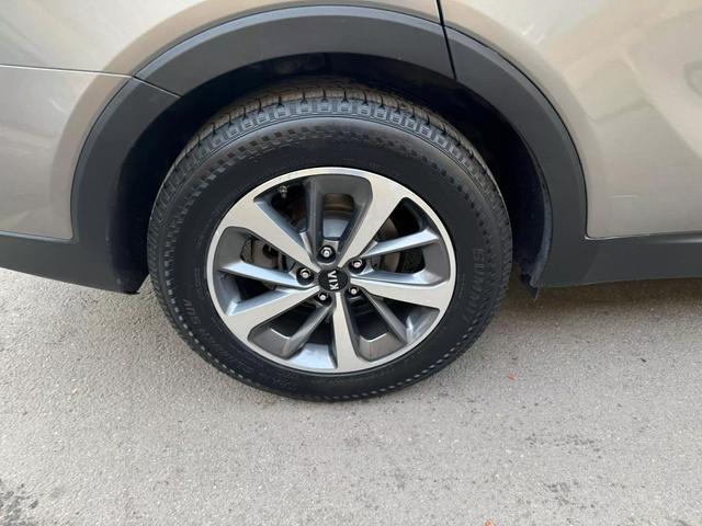 used 2019 Kia Sorento car, priced at $15,999