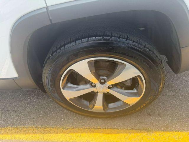 used 2020 Jeep Cherokee car, priced at $16,999