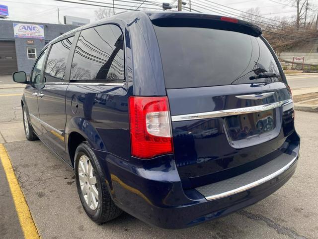 used 2015 Chrysler Town & Country car, priced at $8,499