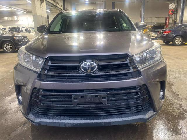 used 2018 Toyota Highlander car, priced at $21,399