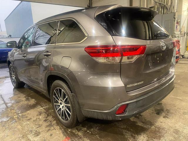 used 2018 Toyota Highlander car, priced at $21,399