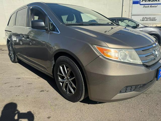 used 2013 Honda Odyssey car, priced at $9,299