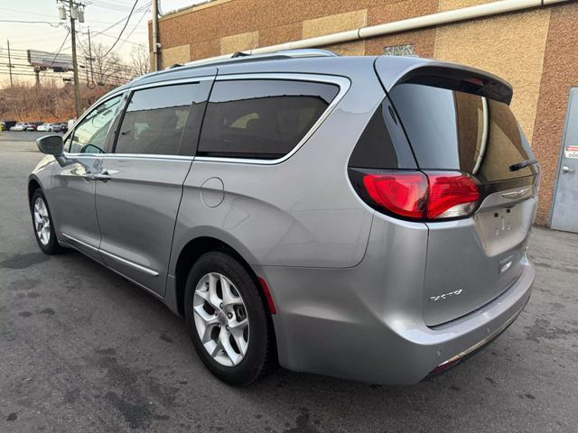 used 2020 Chrysler Pacifica car, priced at $13,799