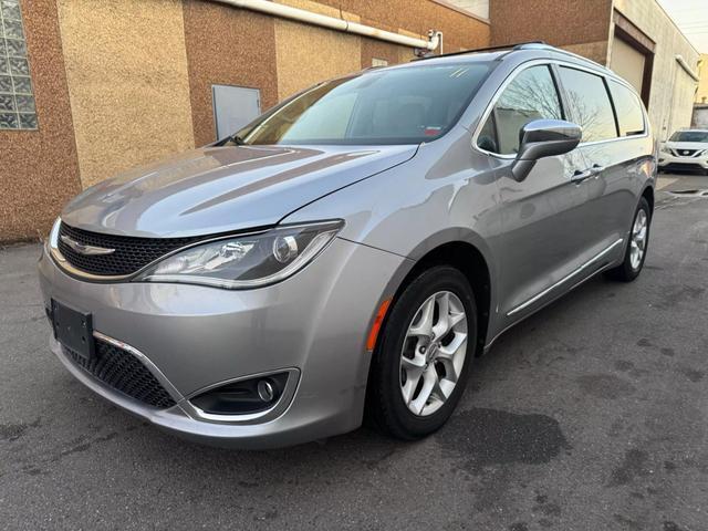 used 2020 Chrysler Pacifica car, priced at $13,799