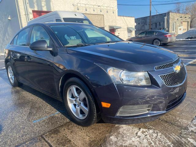 used 2014 Chevrolet Cruze car, priced at $5,999